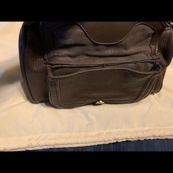 3/$20- Chaps Chocolate pebbled leather handbag - Picture 3 of 4